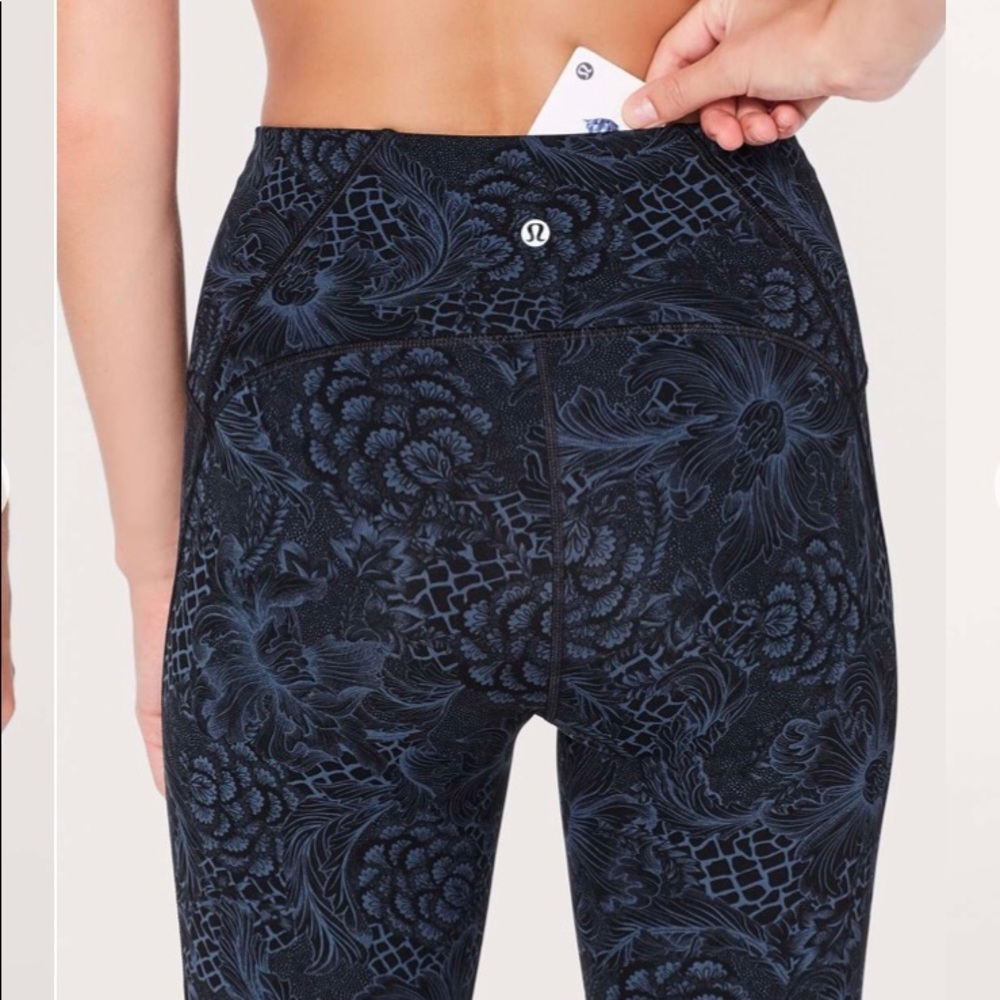LULULEMON Train Times 7/8 Pant Sz 4